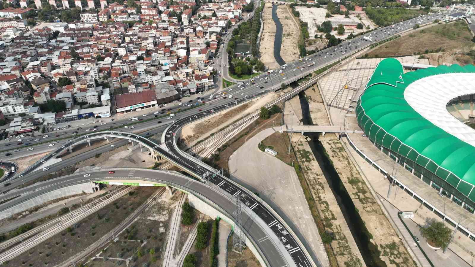 Acemler Kavşağı’nı rahatlatacak bir adım daha...