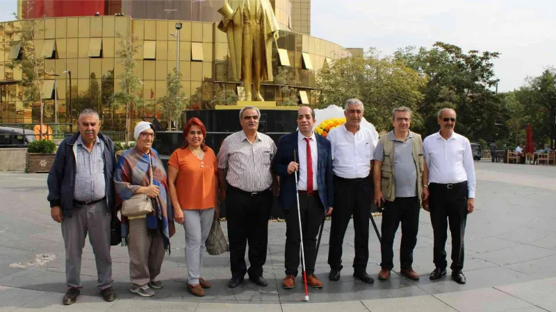 Görme engellilerden “Beyaz Baston Yasası” çağrısı
