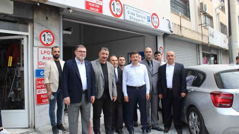 AK Parti’li Dağ ve Başkan Saygılı’dan Gıda Çarşısı çıkarması