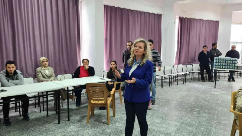 Ölen madenciler anısına pilav dağıttı