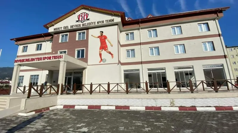 Mesut Özil’in yaptırdığı spor tesisi tamamlandı, açılışa katılması bekleniyor