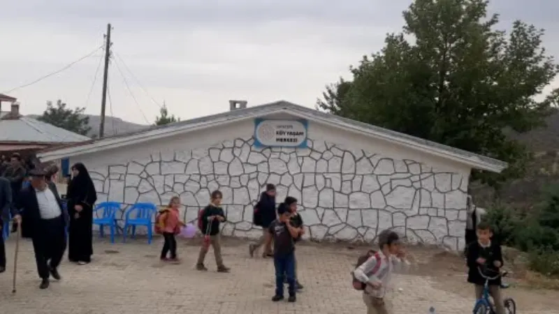 Köylerdeki atıl okul binalarının kapıları kadınlara açıldı