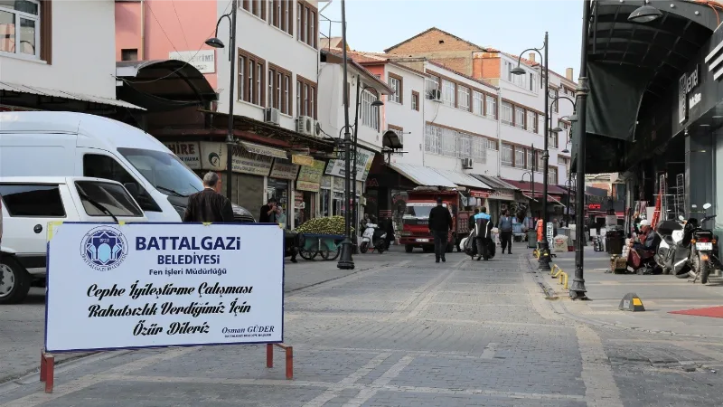 Battalgazi sokaklarında yenileme çalışmaları sürüyor