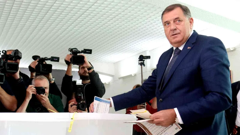 Bosna-Hersek’te ayrılıkçı Bosnalı Sırp lider Dodik’in seçim galibiyeti onaylandı