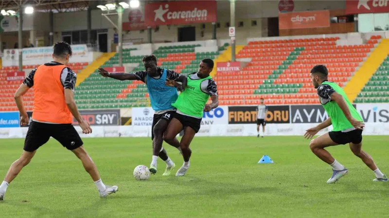 Alanyaspor, Gaziantep FK hazırlıklarını sürdürdü