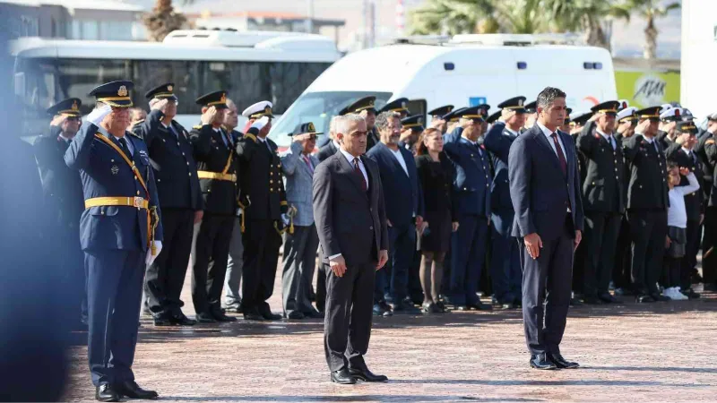 İzmir’de Cumhuriyet Bayramı kutlamaları başladı