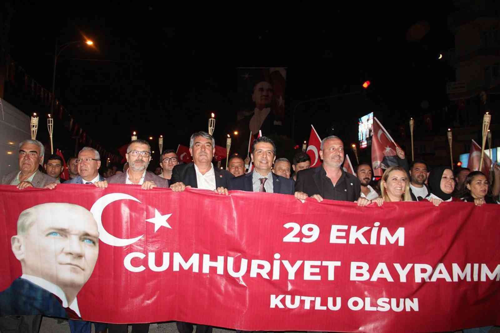 Döşemealtı’nda Cumhuriyet coşkusu