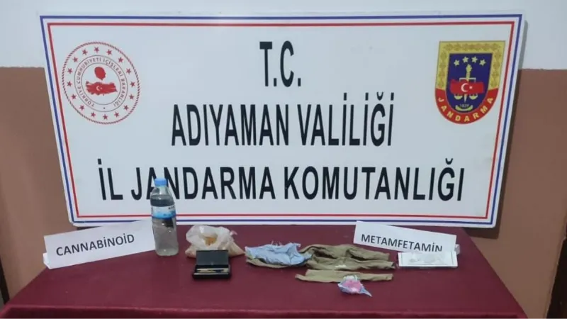 Jandarma 8 kişiyi gözaltına aldı