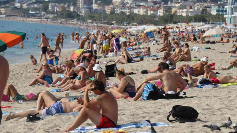 Alanya’da yaz günlerini aratmayan görüntüler