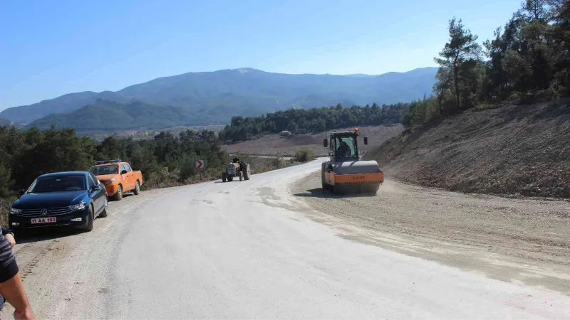 Kaymakam Ünal yol çalışmalarını yerinde inceledi