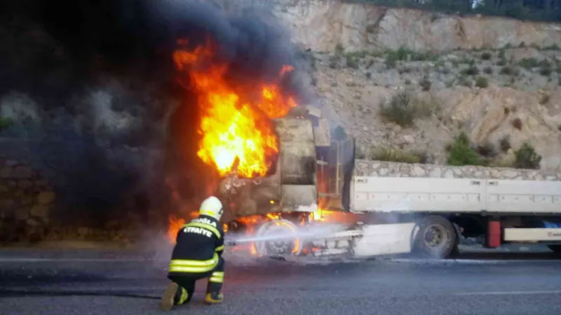 Muğla’da TIR yangını