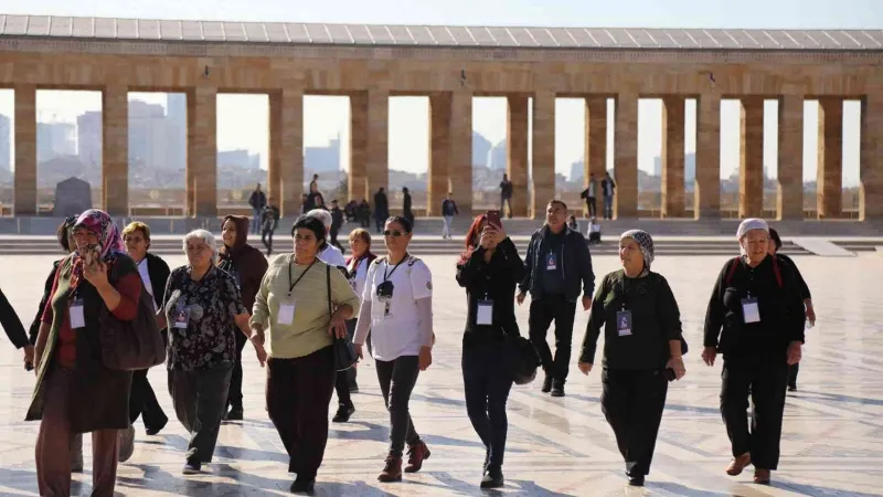 Muğlalı kadınlar Anıtkabir ziyaretinde duygusal anlar yaşadı