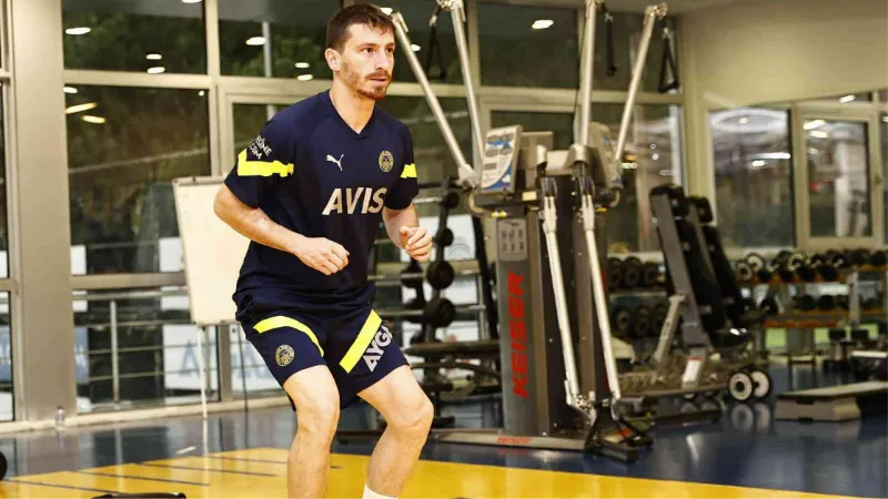 Fenerbahçe’de Peres ve Henrique sevinci