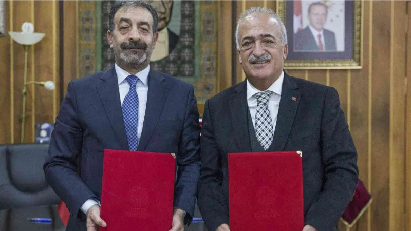 Atatürk Üniversitesi ile Erzurum Barosu arasında eğitim protokolü imzalandı