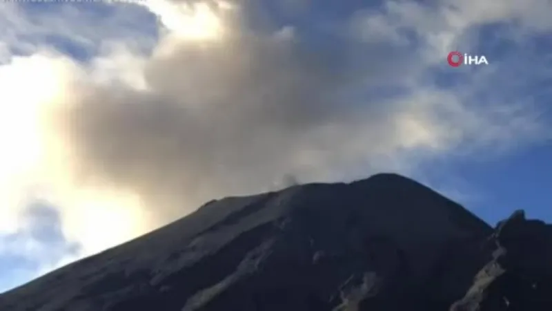 Meksika’daki Popocatepetl Yanardağı’nda 5 yeni patlama meydana geldi