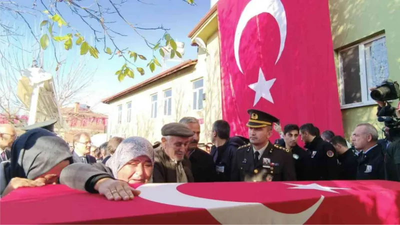 Bursalı şehit son yolculuğuna uğurlandı