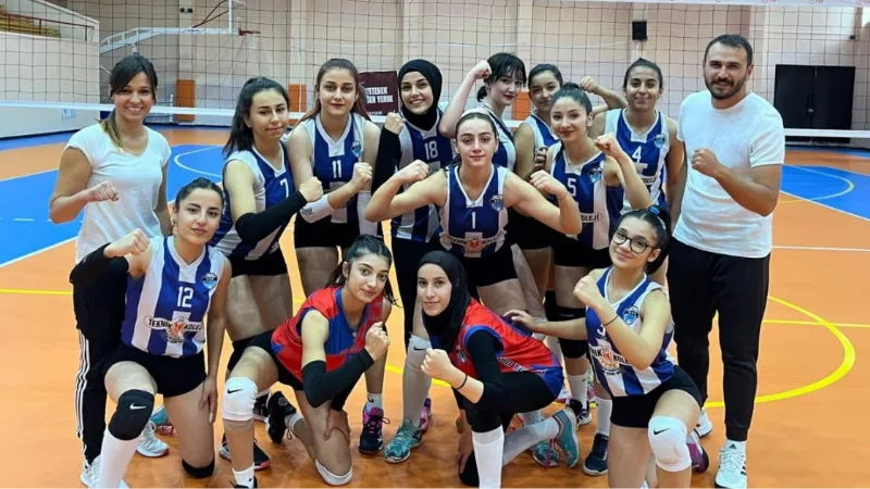 Kayseri voleybol evinde 3-0 kaybetti