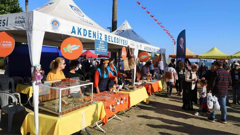 Akdeniz Belediyesi, festival konuklarının ilgi odağı oldu
