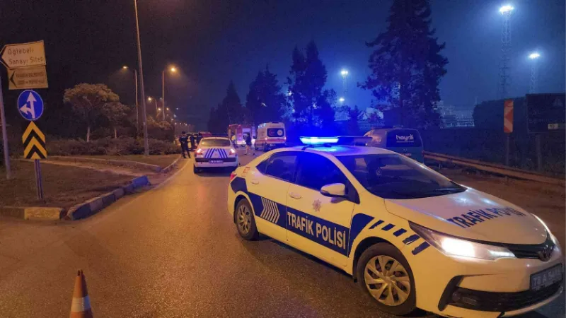 Yol kenarındaki şüpheli valiz polisi harekete geçirdi