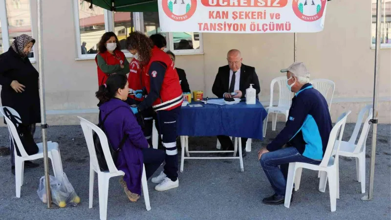 Menteşe Belediyesi’nden ücretsiz şeker ölçümü