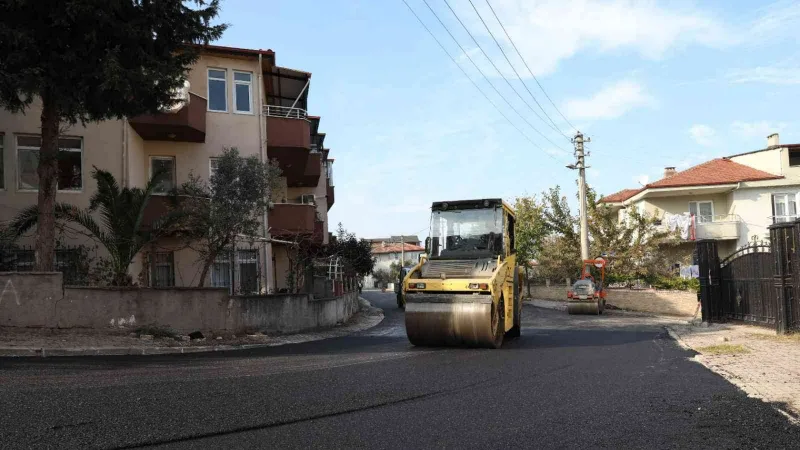 Zeytin Sokak da asfaltlandı