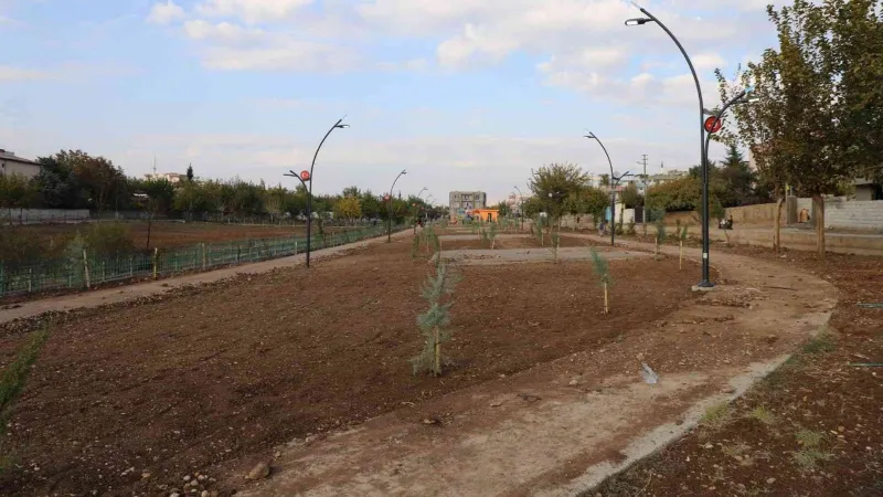 Başkan Turanlı: “Kanal boyu parkımızın ikinci etabı gün sayıyor”