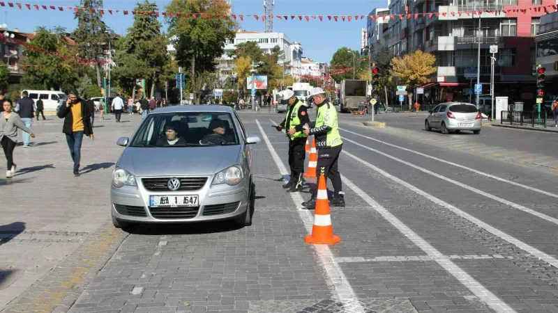 Uşak’ta bin 240 sürücüye para cezası kesildi