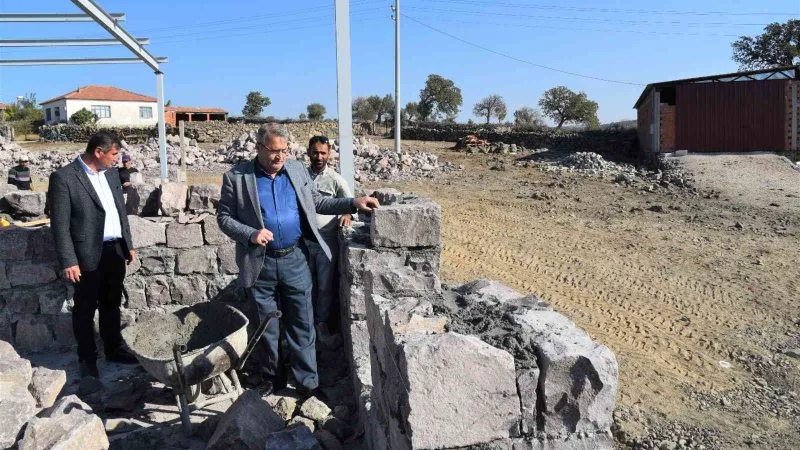 Aigai Müze ve Turist Karşılama Merkezi’nde çalışmalar sürüyor