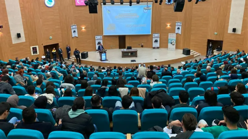 Kırşehir’de, Tıp ve Sağlık Bilimleri Kongresi başladı