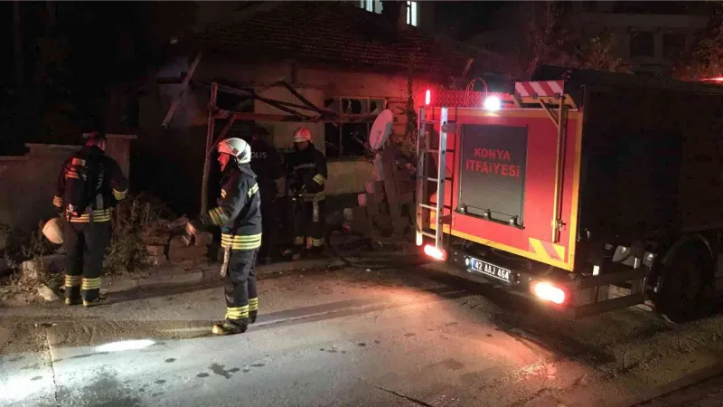 Konya’da müstakil evde yangın çıktı