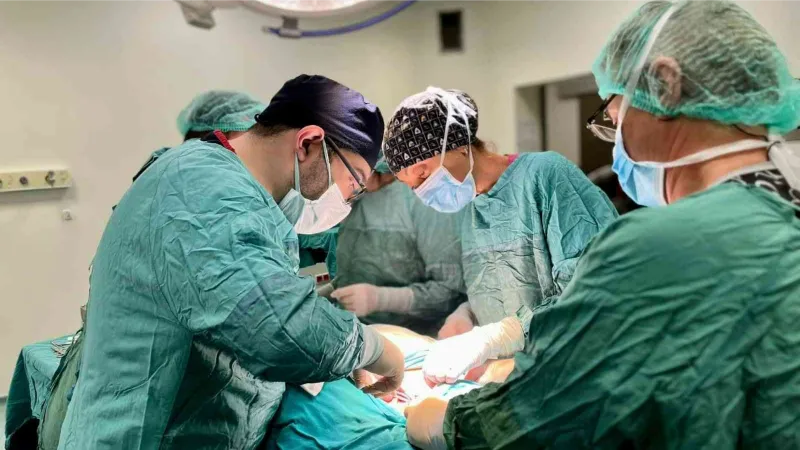 Sandıklı Devlet Hastanesi’nde başarılı troid ameliyatları devam ediyor