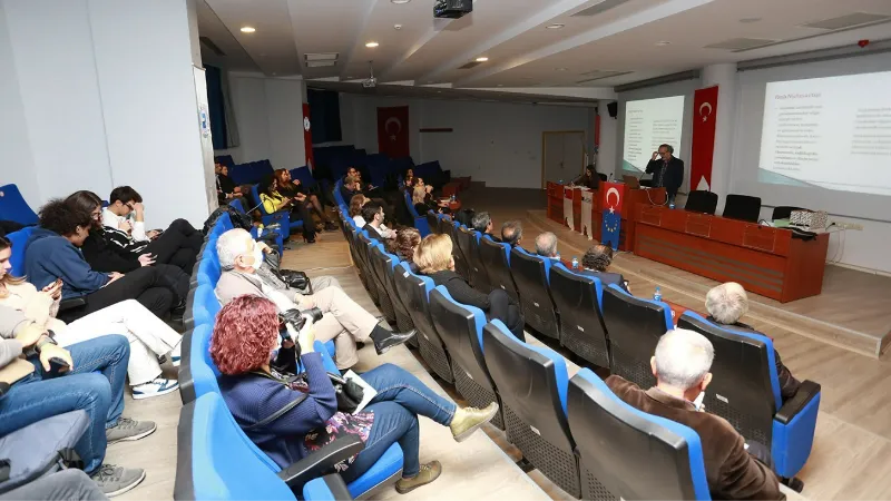 Türkiye ve Avrupa’daki Alzheimer yaklaşımları PAÜ’de konuşuldu