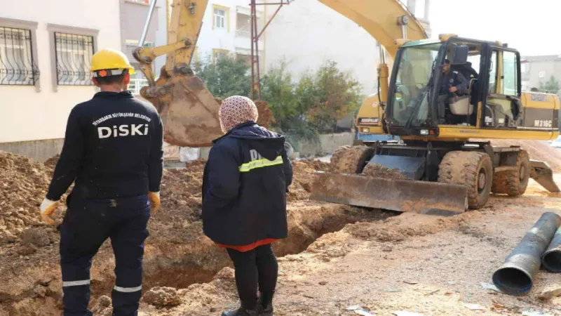 Çermik’te yeni yerleşim yerlerine altyapı hattı döşeniyor