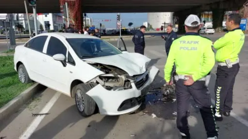 Motosikletli kurye kazada hayatını kaybetti