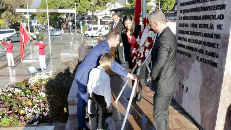 Muğla’da 24 Kasım Öğretmenler Günü kutlanıyor