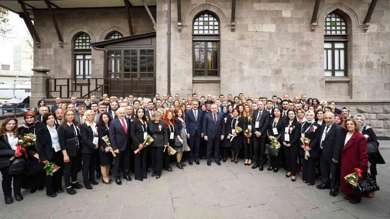 TBMM Başkanı Şentop ve Bakan Özer, öğretmenlerle bir araya geldi