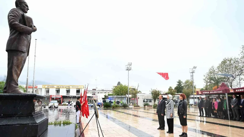 Kemer’de öğretmenler unutulmadı