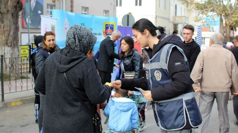 Sinop’ta kadına yönelik şiddete dikkat çekmek için stant açıldı