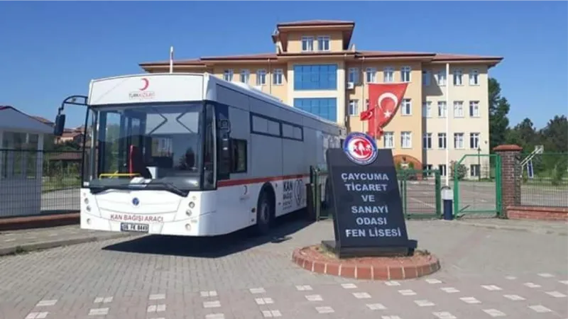 Fen Lisesi öğrencileri ‘Kanda hayat var’ diyecekler