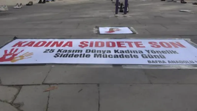 Lise öğrencilerinden "Kadına şiddete hayır" etkinliği