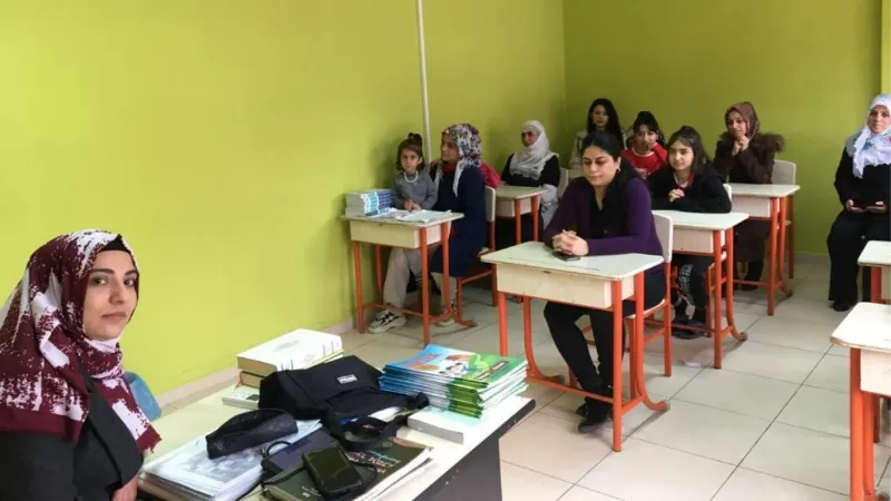 Diyarbakır’da kadına yönelik şiddetin boyutları ve mücadele yöntemlerini anlatıldı