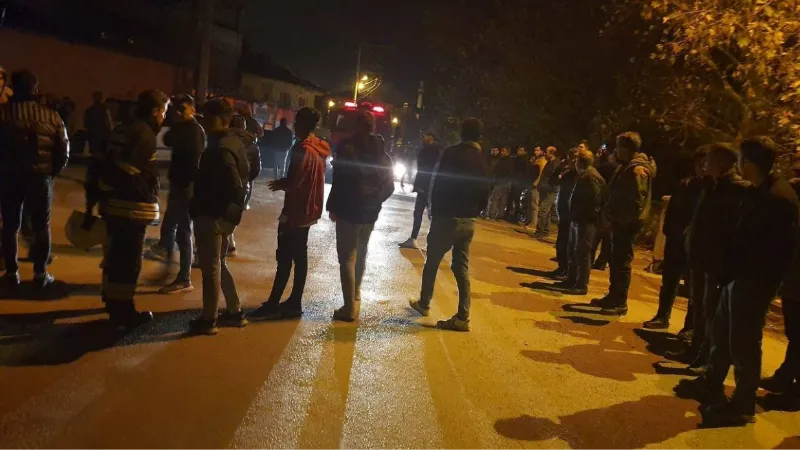 Manisa’da trafo patladı, mahalleli büyük panik yaşadı