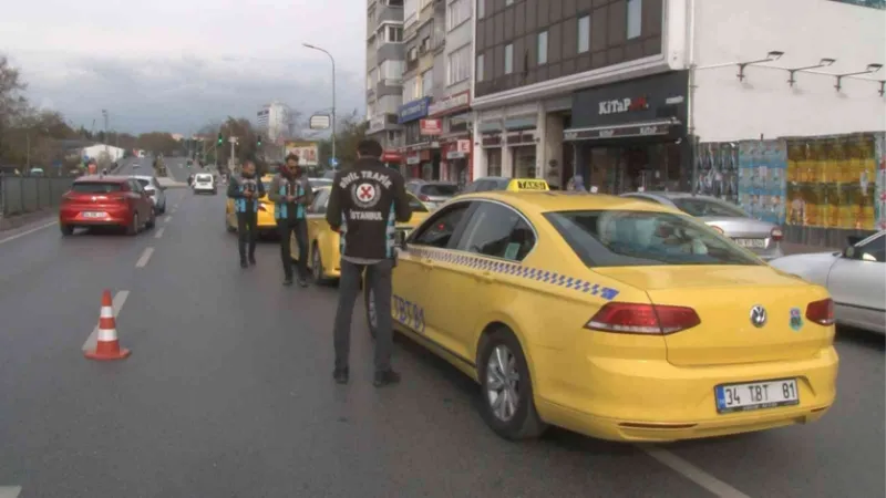 Kadıköy’de taksi şoförlerine ceza yağdı