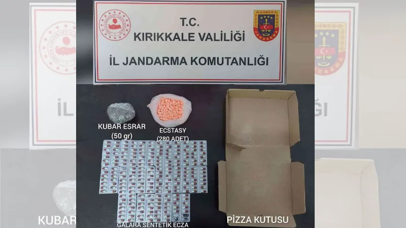 Pizza kutusunda uyuşturucu sevkiyatı: Esrar ve yüzlerce hap ele geçirildi