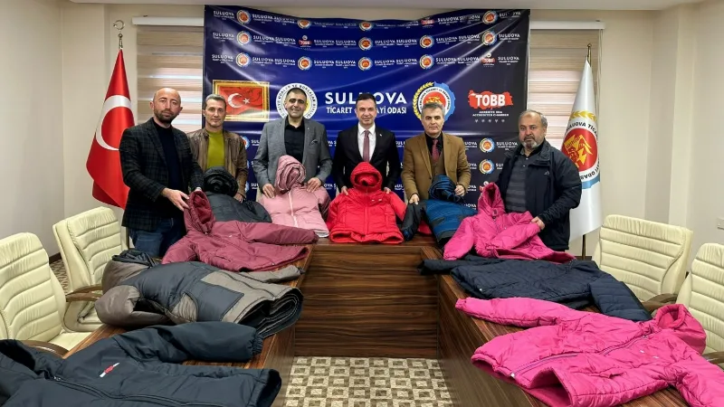 Suluova TSO ve TOBB’dan 500 ihtiyaç sahibi öğrenciye mont yardımı