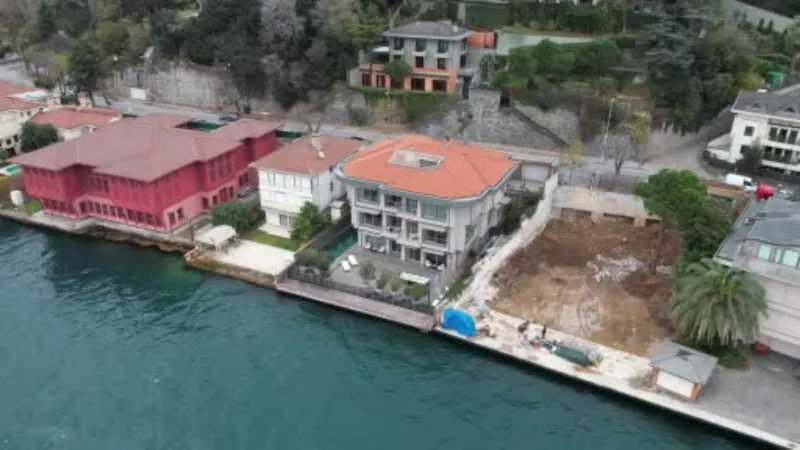 Abramoviç’in Beykoz’da kiraladığı yalı havadan görüntülendi