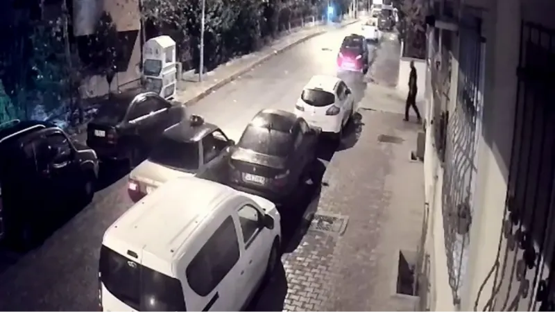Gösterge paneli çalınan aracını tamirden çıkardı, bu seferde alkollü bir şahıs çarptı