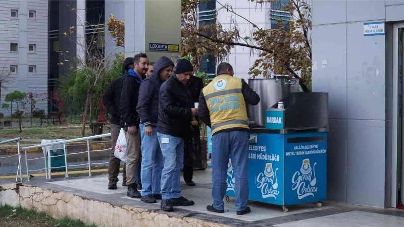 Haliliye’de gönülleri ısıtan çorba ikramı