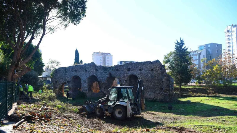 Konyaaltı’ndaki  Roma Hamamı yenilenmeye hazırlanıyor