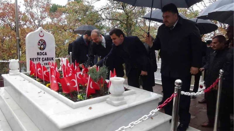 Çanakkale kahramanı Koca Seyit mezarı başında alındı